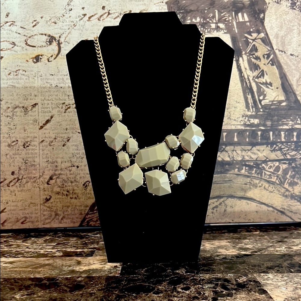 Elegant Gold and sage green color  Statement Necklace EUC